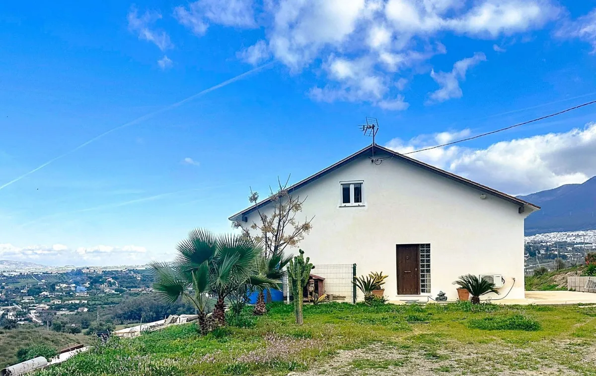 e4daf028-da32-490e-b4c8-3efb90e34af8