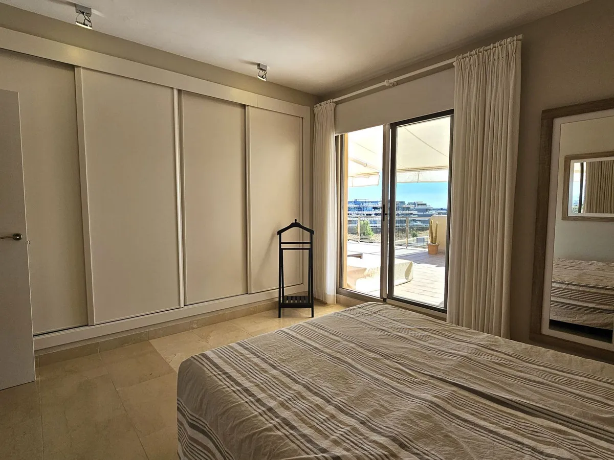 659c4e97-28b9-4333-a6c1-09d48bf35bdd