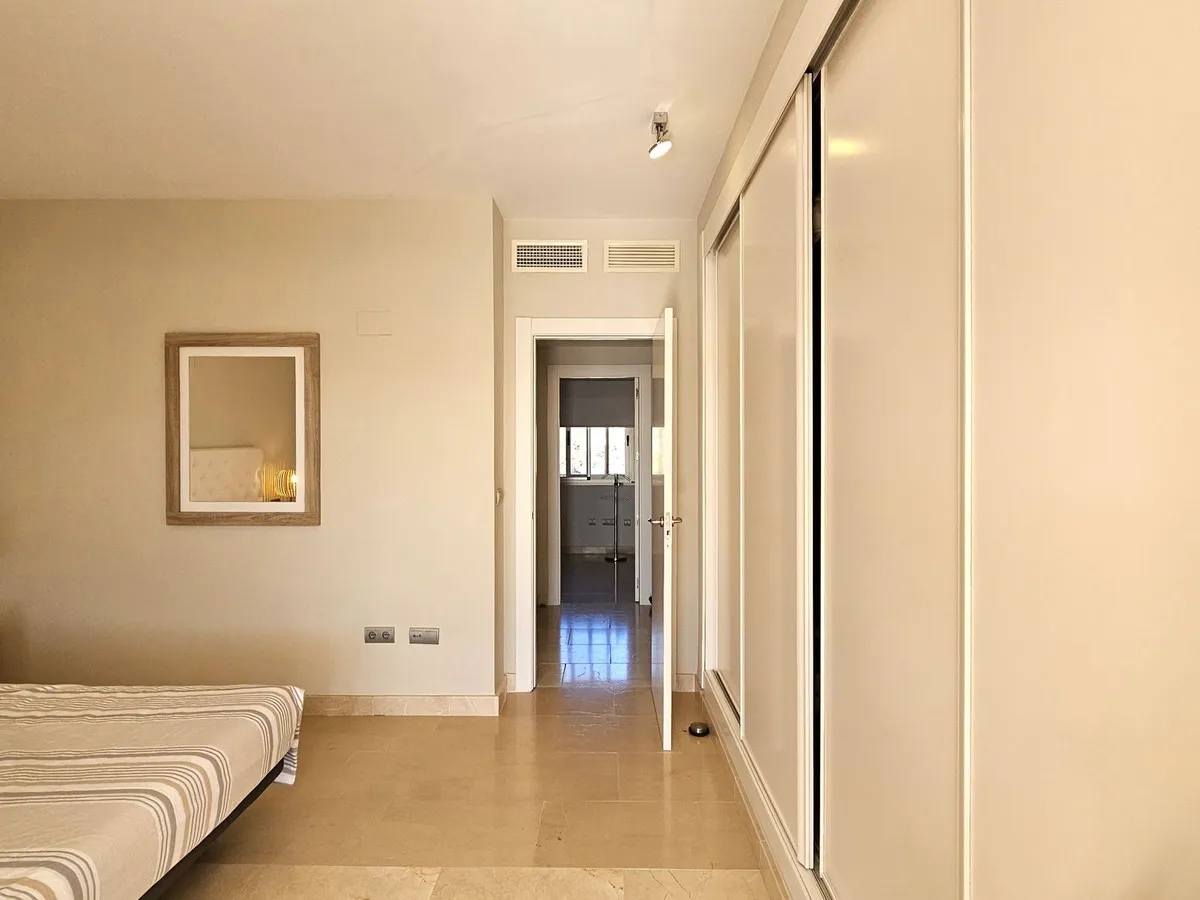 c654e845-f6ce-425f-a688-b8b6c4a3acbd