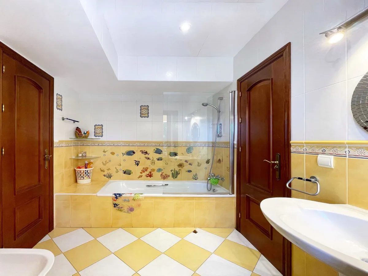 441b9076-36e1-4e99-a695-0b0a6609b0a9