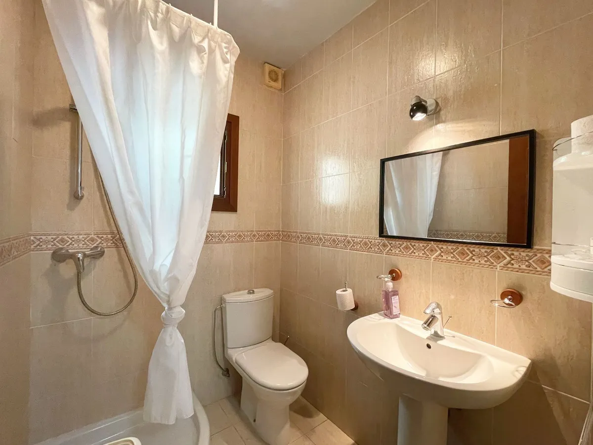 9eda3103-4148-42d8-ae06-60cf6ff7d410