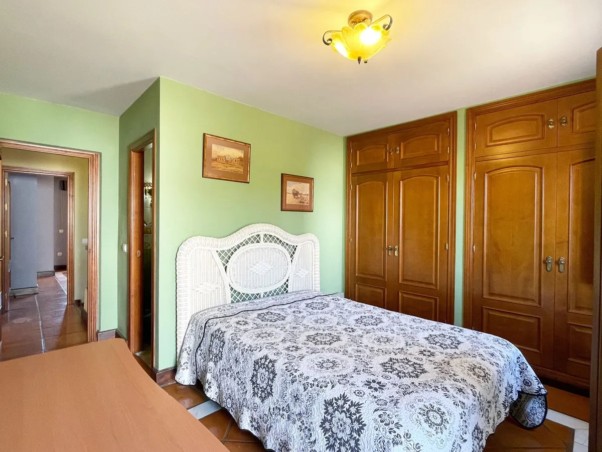 afecdbf8-8854-4553-ae6f-d1d8f7d45534