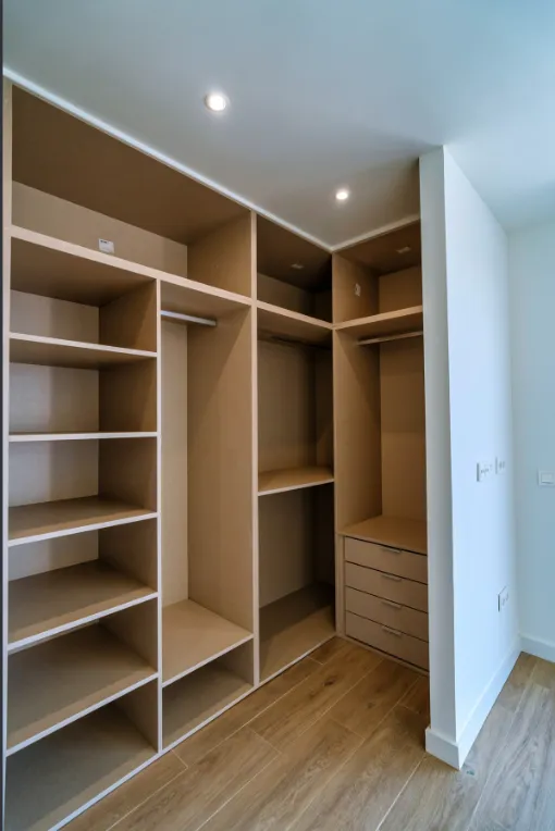 13fcee67-8700-47f0-b1b1-17254ea4896e