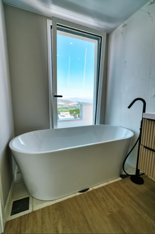 cdbc6831-c3b0-4231-aea8-39c929083e87