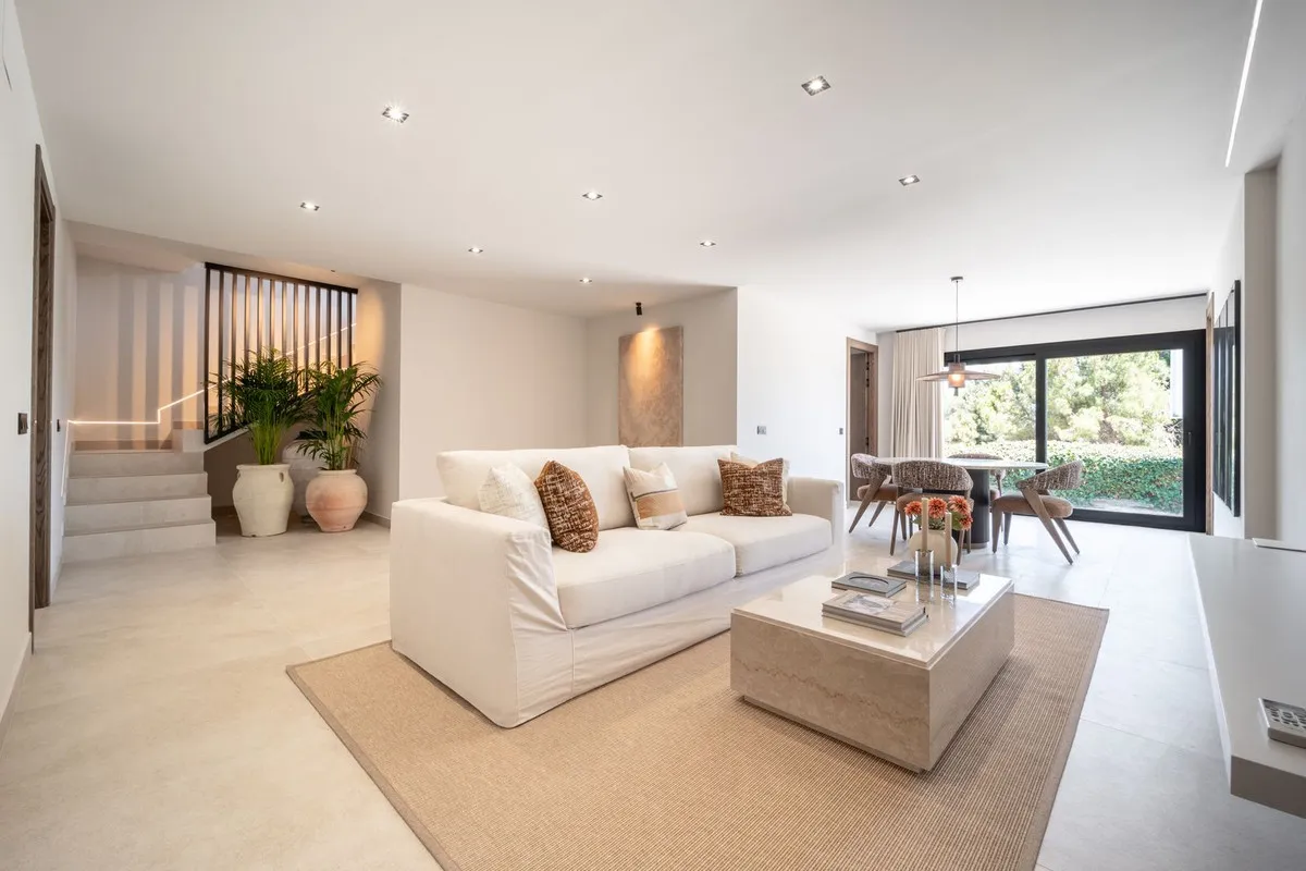 329659d4-3be0-4829-a965-bcb8c7d0b480