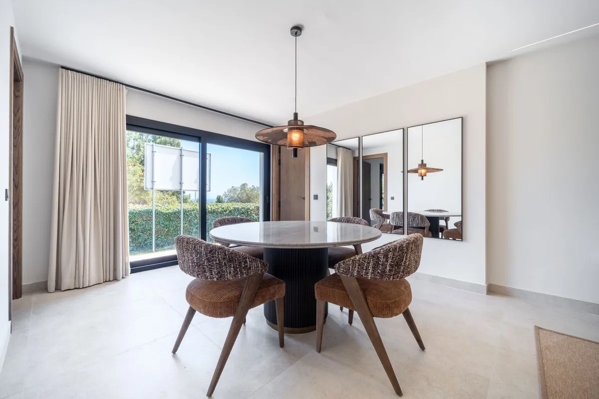 ef07f5d0-e061-4a34-9607-2535bfbb6dc7