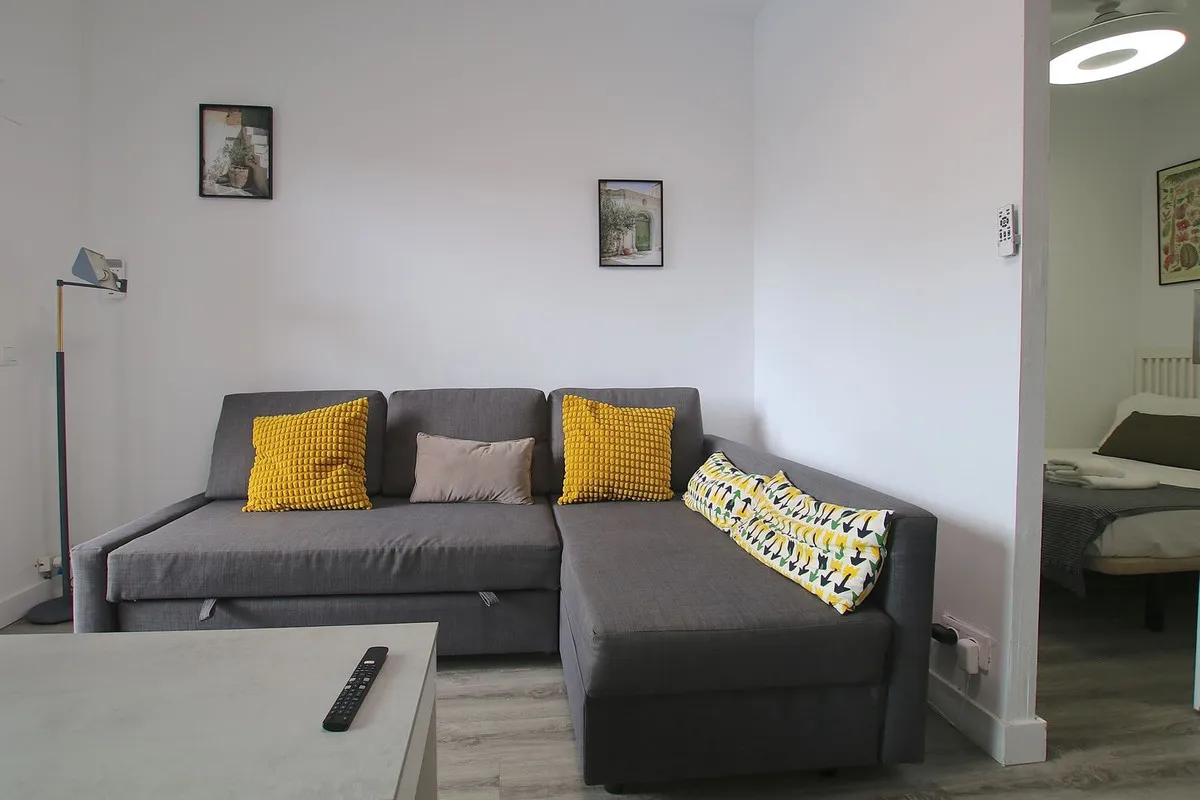 c55287f3-2ba2-47ee-841e-8e21b3439a2a