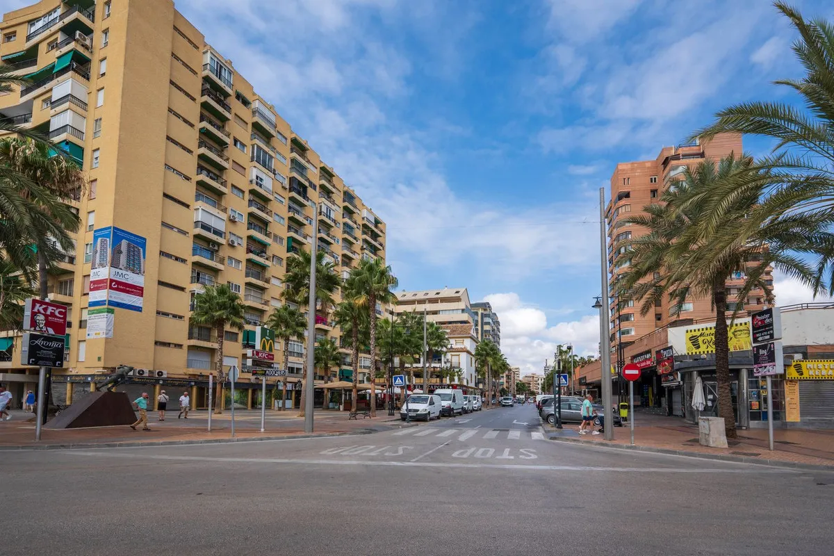 92da4993-0b03-4a9b-b156-7ccaf802e069