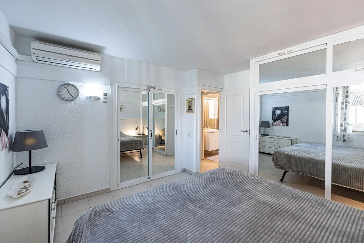 f297ddc0-6309-489e-b32e-b693c591df23