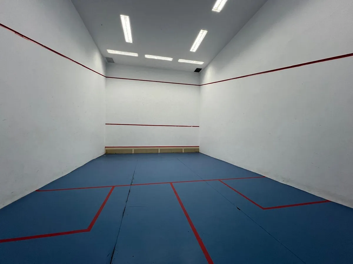 64e3e2c1-15d9-4221-ba10-1f11290b2b4d