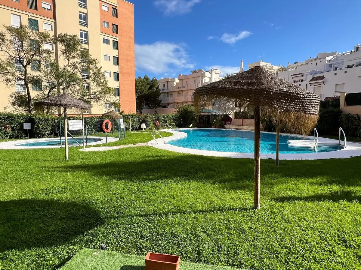 773db26e-2c36-4c94-8b1d-b7e9a766e942