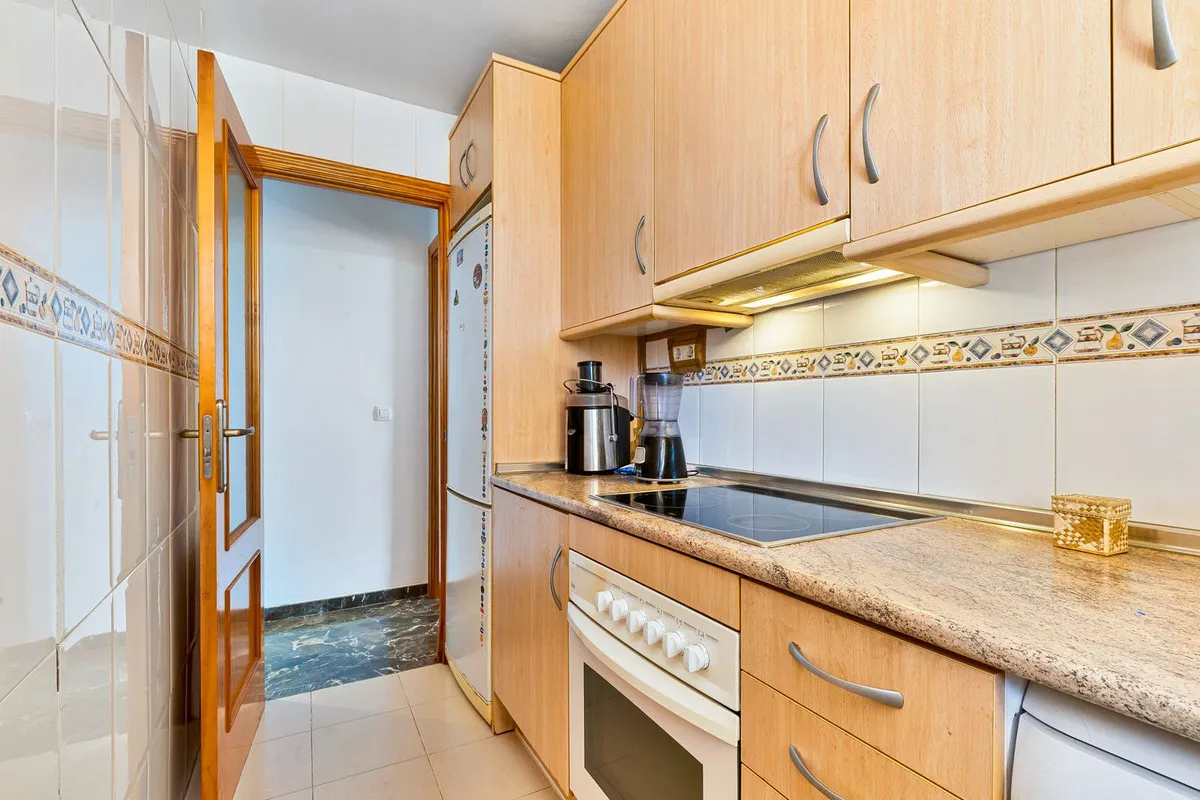 82a3b1ed-76bf-4903-b86d-3d187a3c1baf