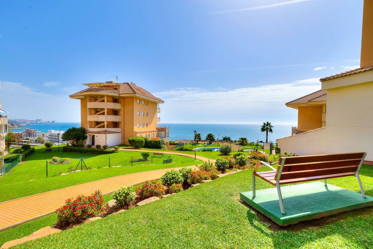 d09590bf-e6ce-465d-8cee-9261eae4e25e