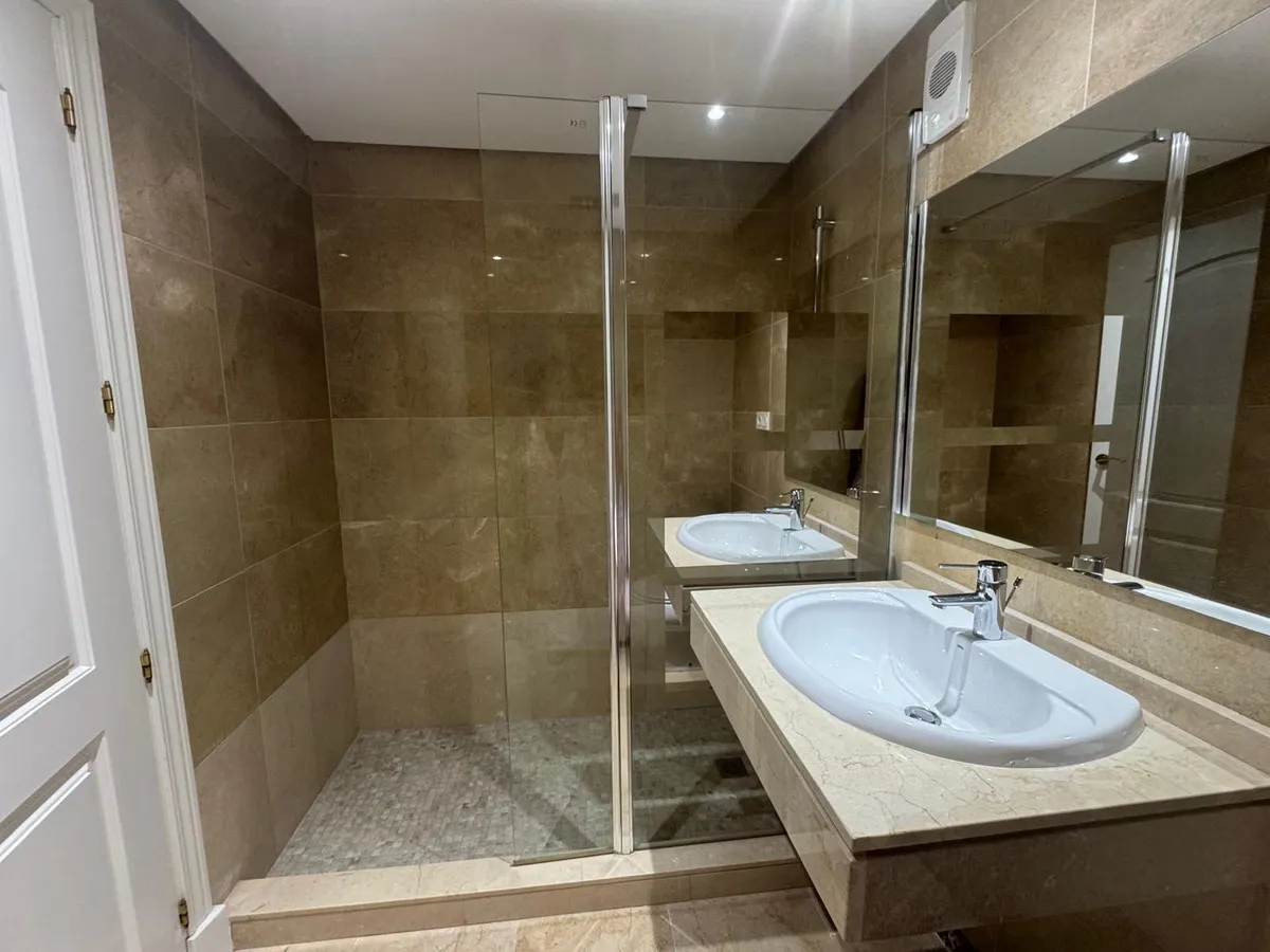 b6db6f19-cd4e-4b00-945f-f9bbe5d5932f