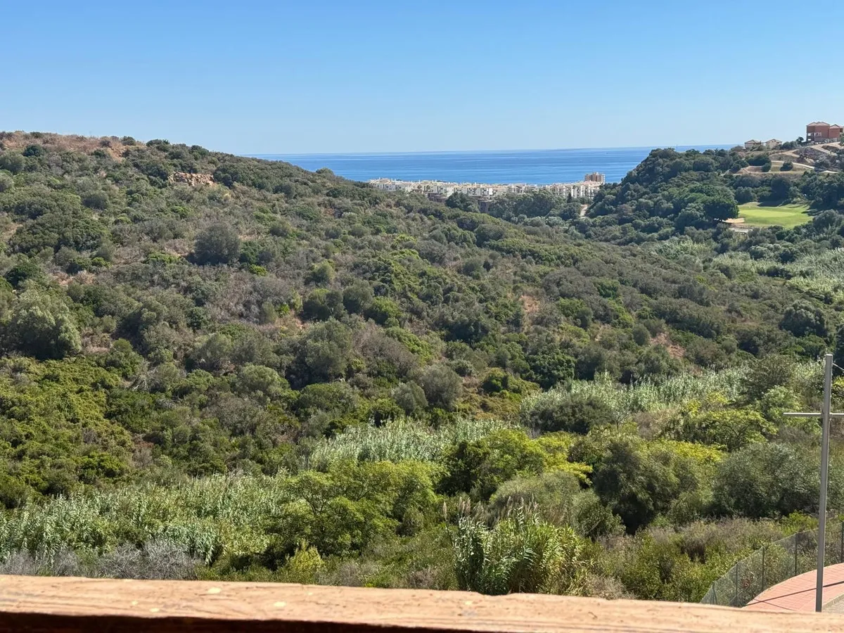 fe33919f-3b5d-495c-b6c1-41dbfe289be6