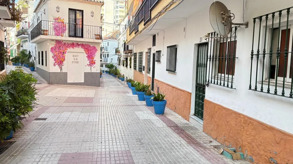 11459af1-a158-42f5-9d93-1cb29e2643a8