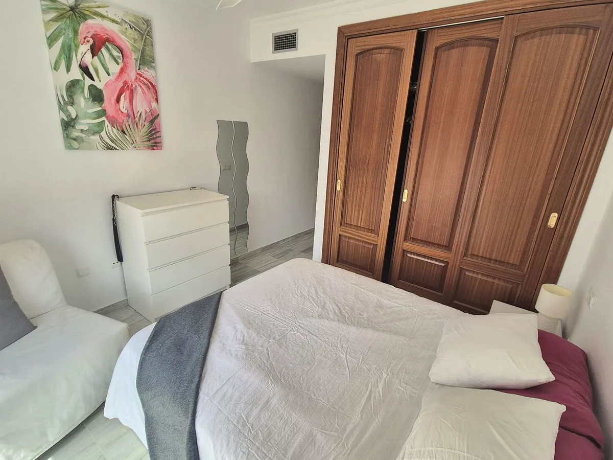 266fc578-3dd2-472a-a743-926d583d58e8