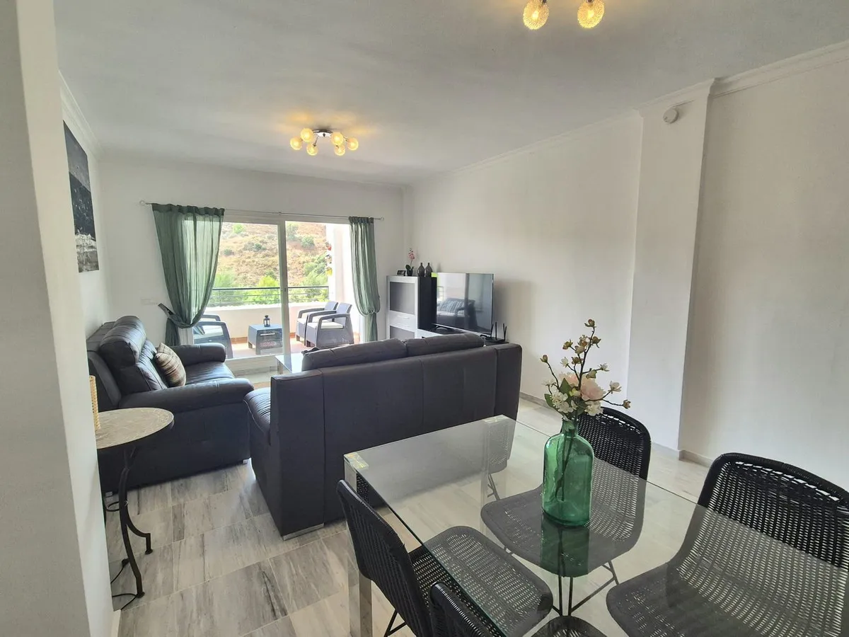 3ea63575-7eaf-4b06-9d98-46a2e9448f84