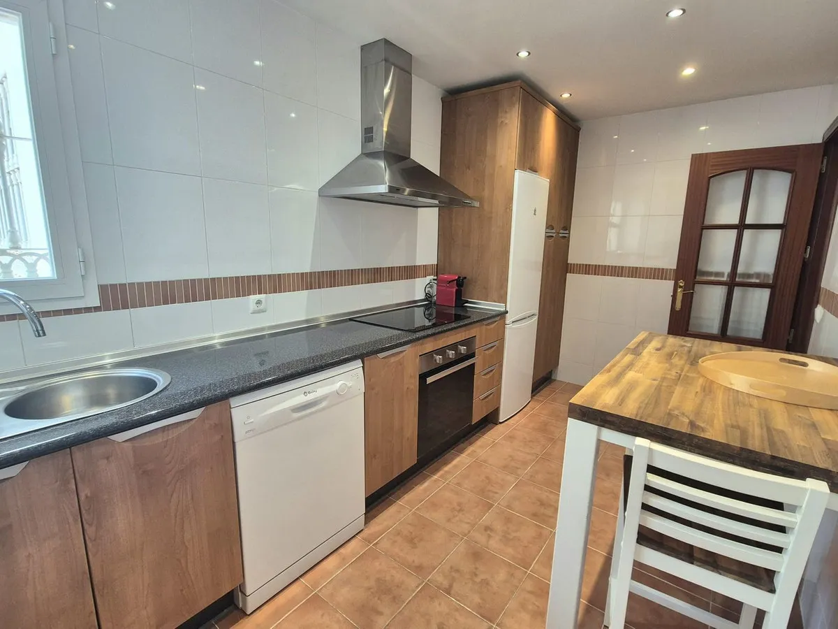 dc4e9d77-d13d-4a07-bd83-1d8736f4456e