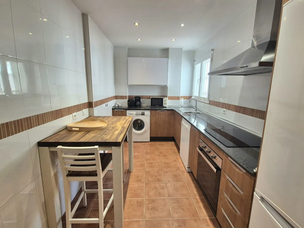 f4b7f28d-3289-47ba-a51d-83a7faa92c8c