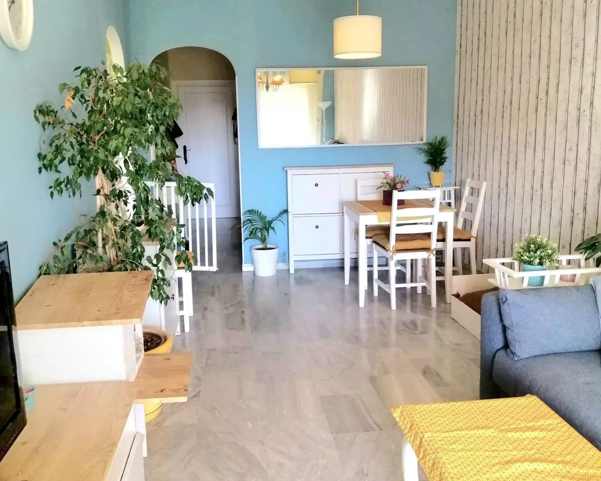 5e3ef69f-800b-4cf1-95bb-8a75b26c227f