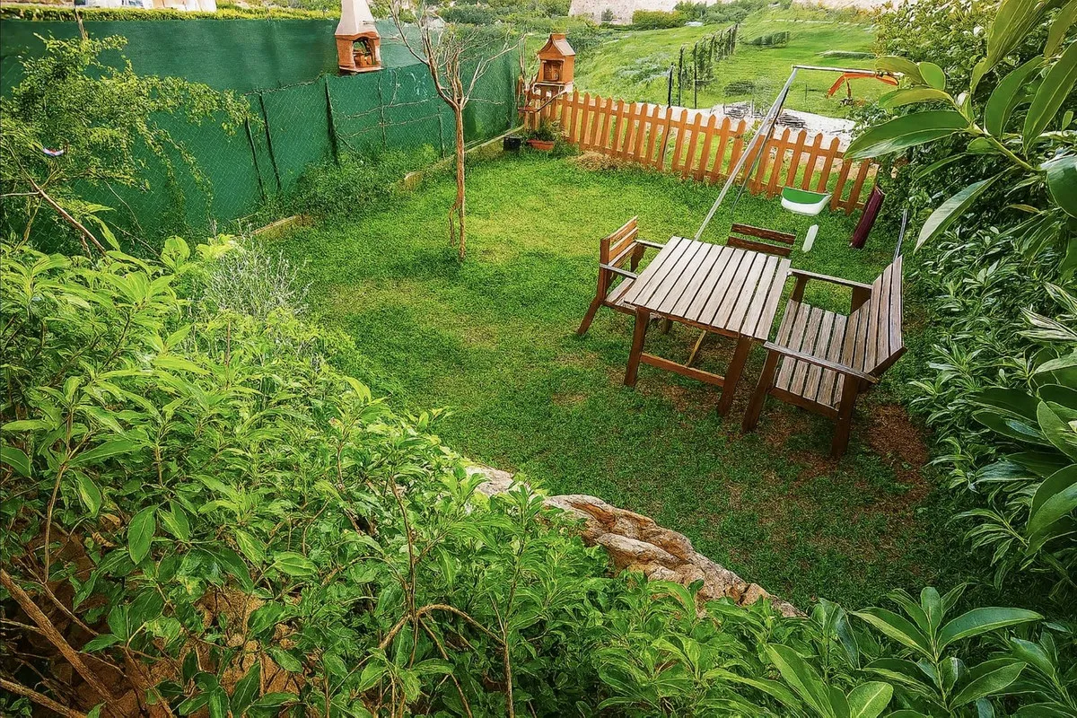 ea013e63-4852-43bf-8995-b78de4e12ba6