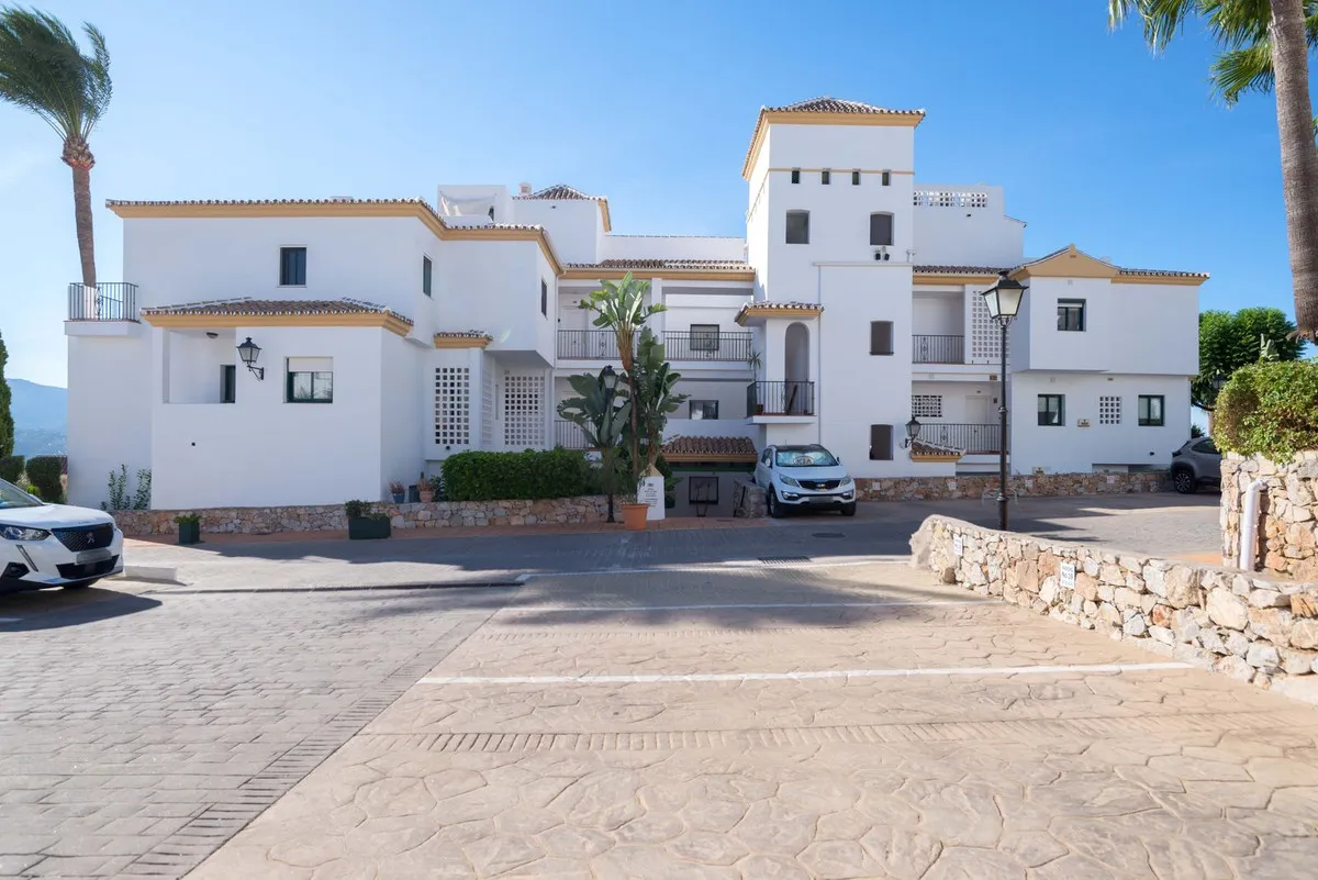 0b9c8603-010f-486a-acb7-ca9fb61eb647