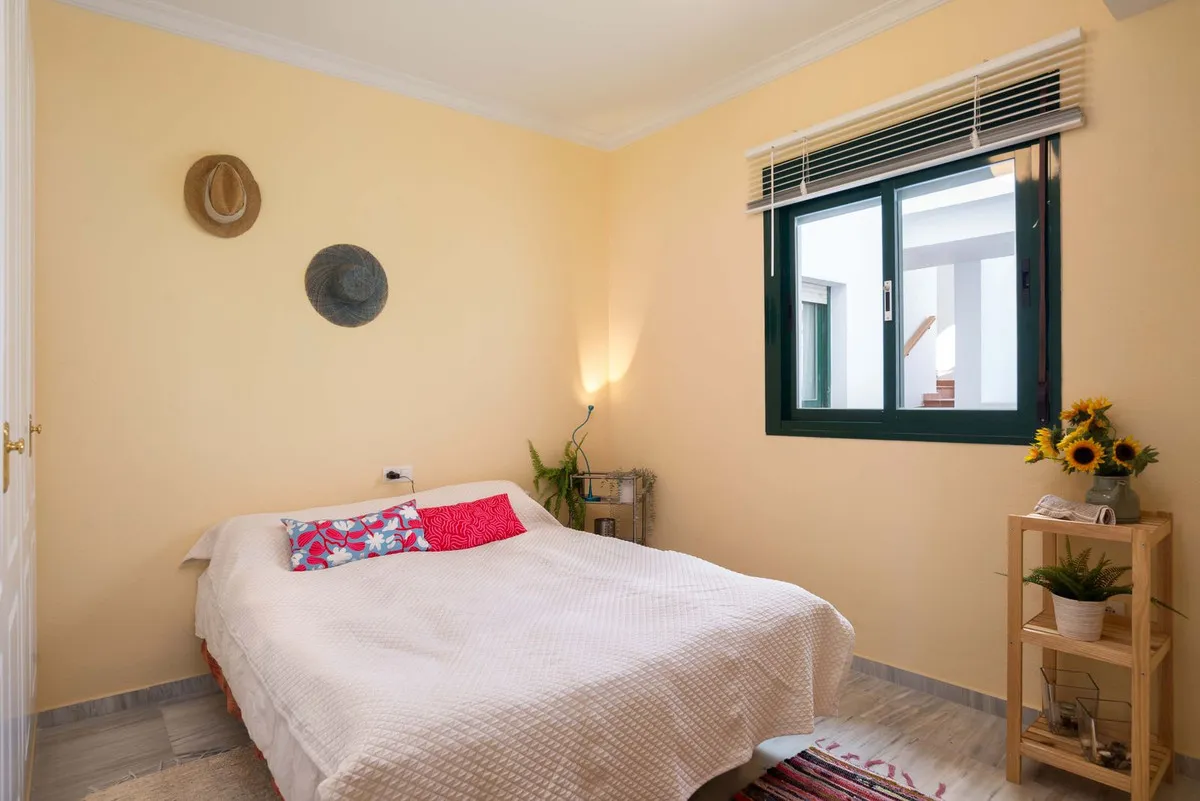 20dfec83-0562-4574-b0a1-af25726a133e