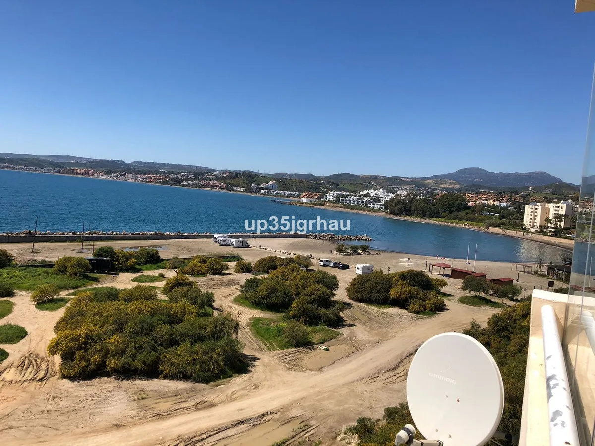 12b9c93b-29b6-472e-8c14-7aba9ed8cc34