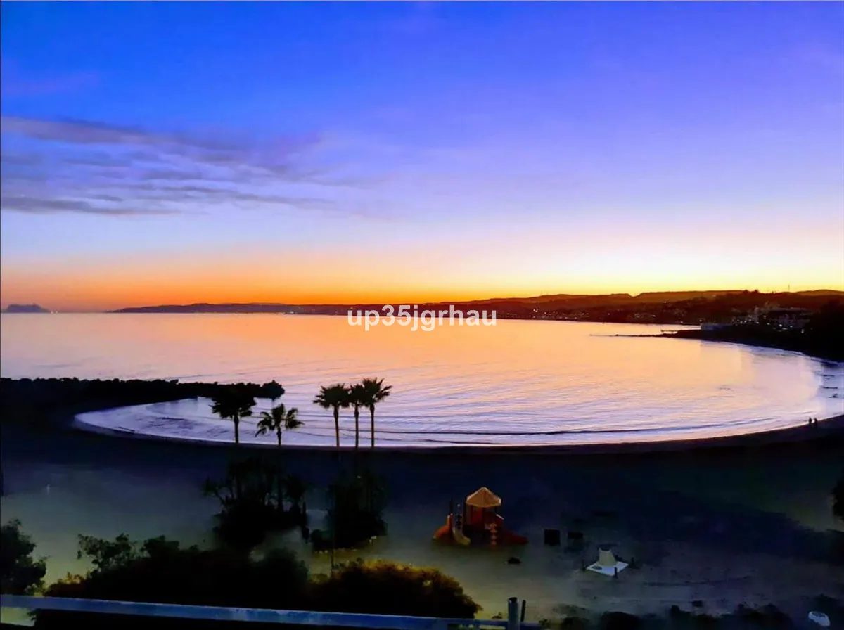 2a9bfe8e-a38a-4a0e-8d9b-83944a174acf