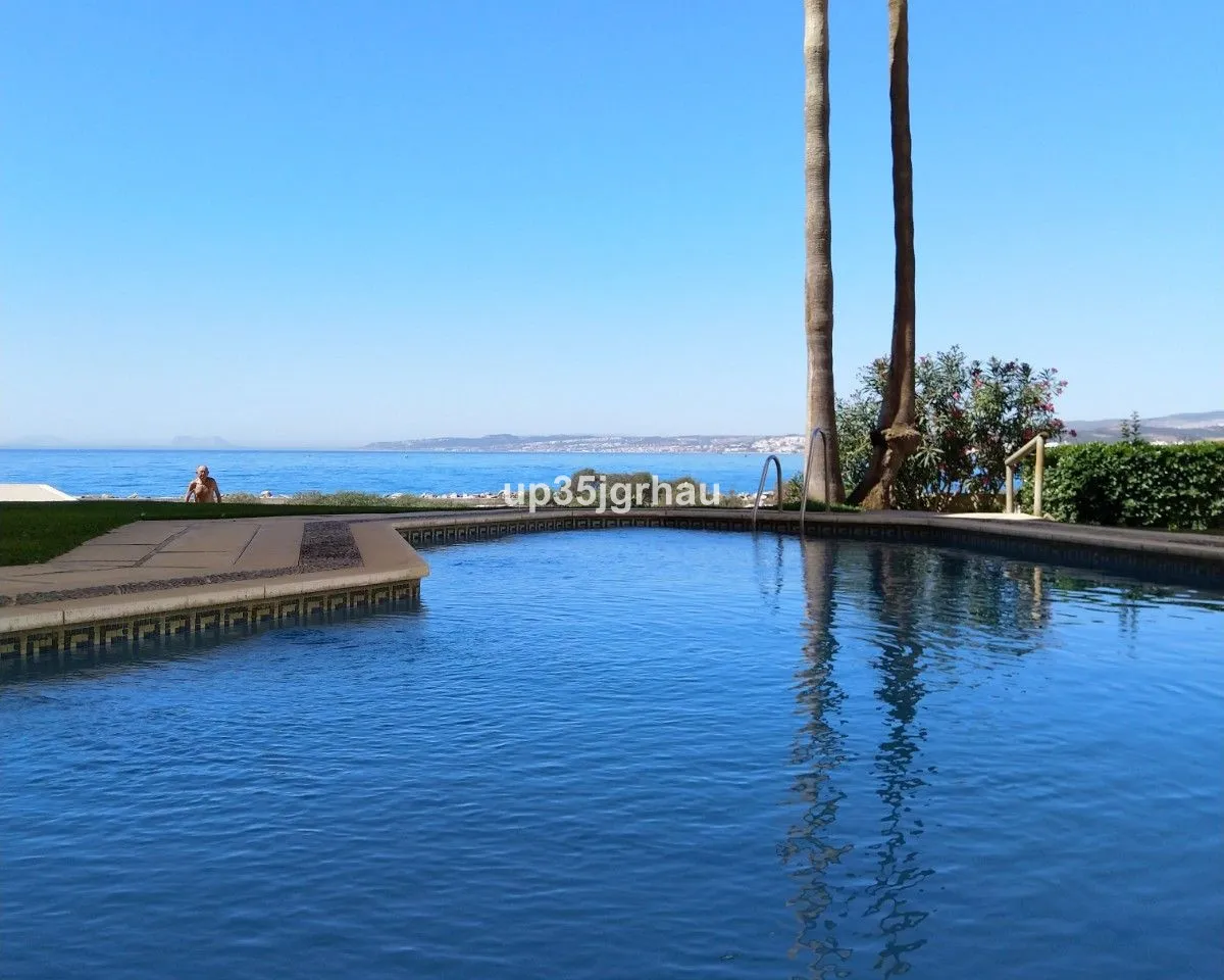 9d74c49b-d017-4e9a-b408-3a6d18f5e14a