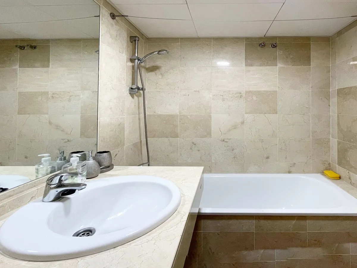 00e1af1f-706d-4d6a-91be-ebbbdefb3021