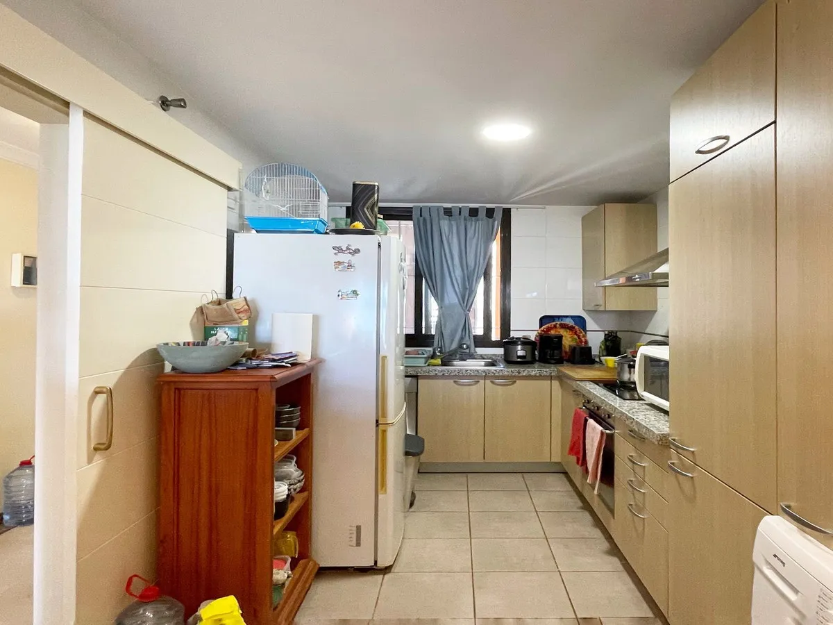 3af95b73-fb9b-47cc-b159-877e662b83c1