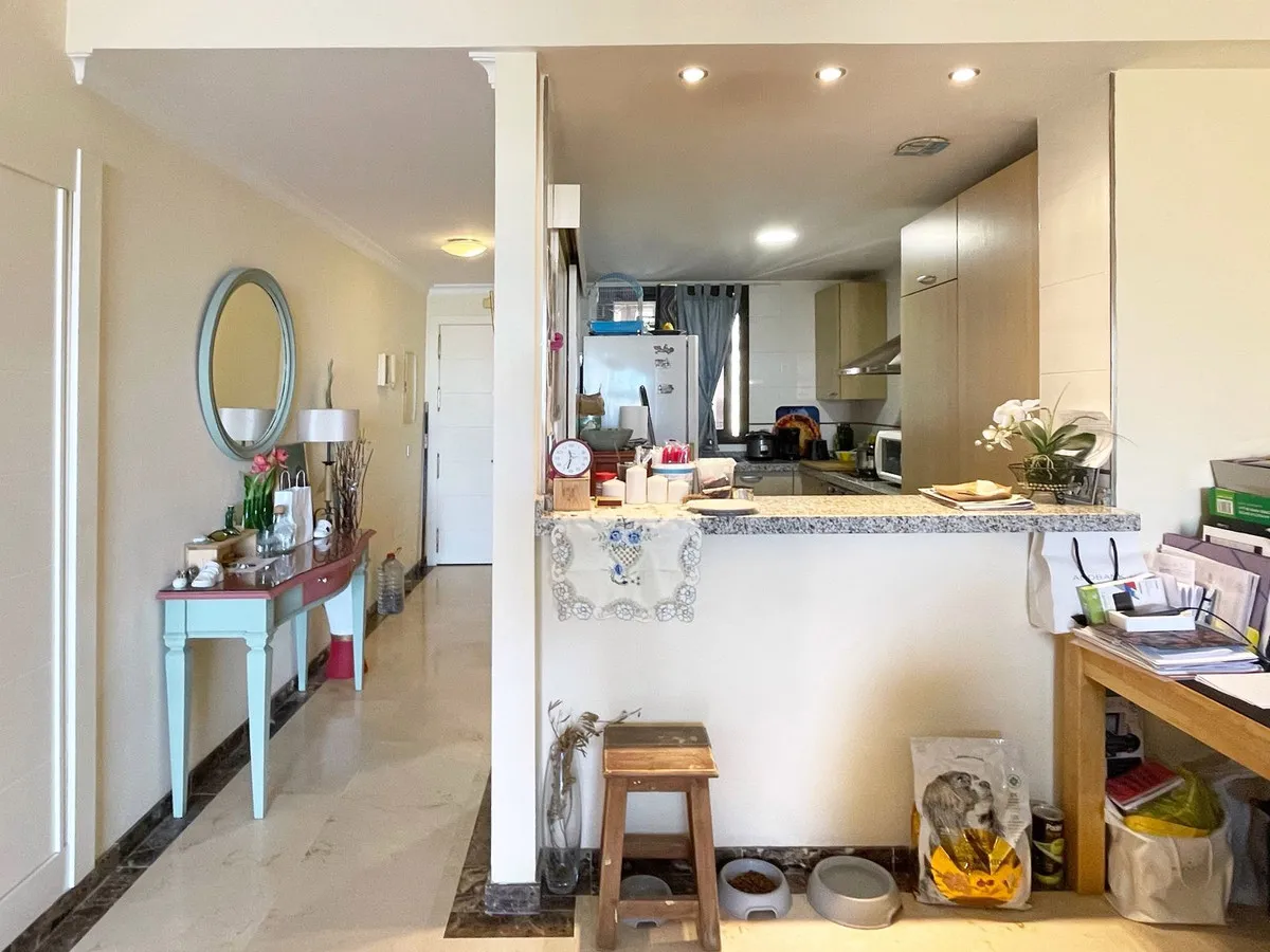 ae1e6f09-0c5a-46d3-9558-b6e11a0076fe