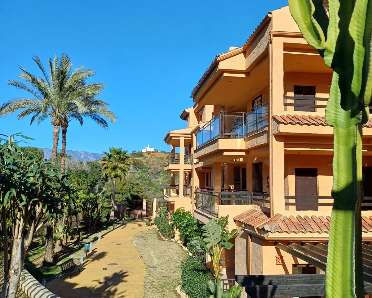 d2a20225-f9eb-4745-9929-edd3468c29da