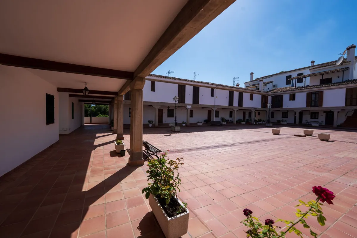 7b633dcd-26b0-406a-8921-ae21731277d4