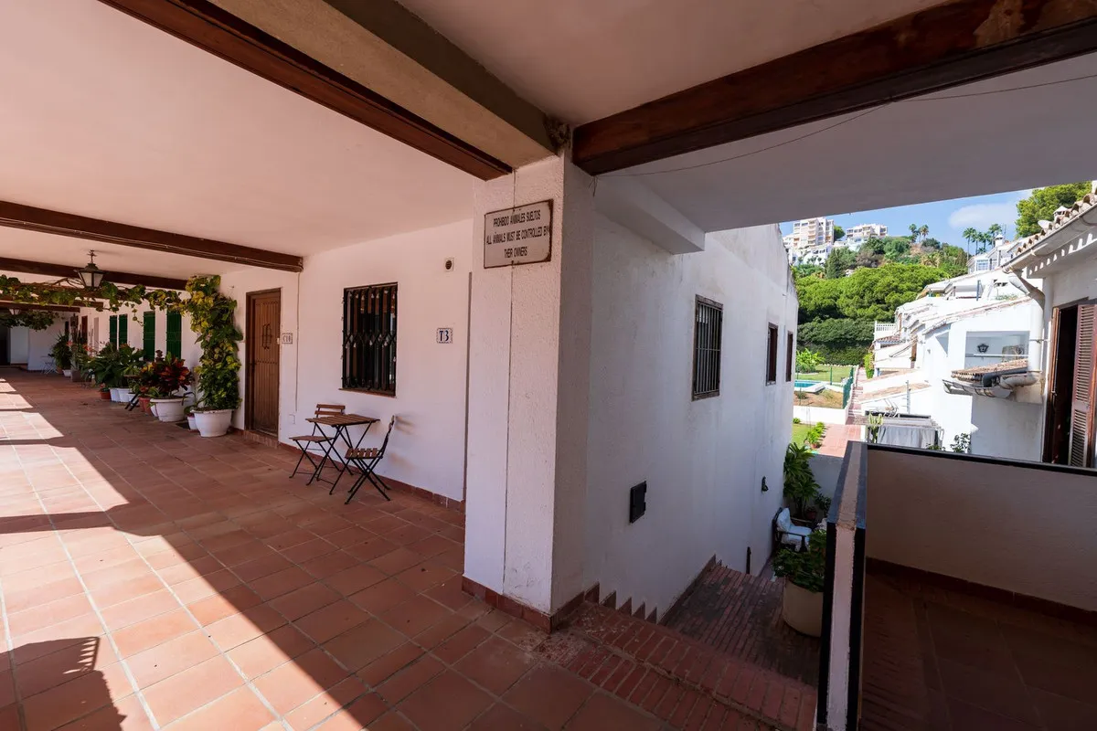 ac2d615b-f526-4bab-b1a4-f0387337ac6d