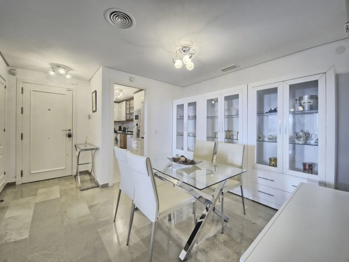 2e7cc732-52bc-41d7-9fc9-6a8a48b7fbbb