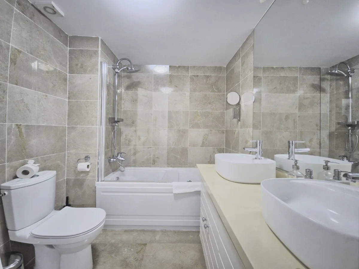 6ae8b992-8740-4f32-9c6c-3777be015cc8