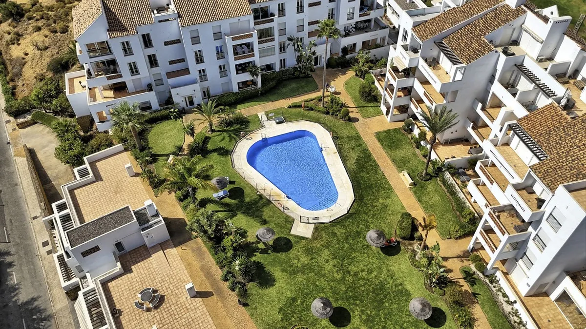 7f3c1465-70b5-4768-a12a-db3d13c8a2ee