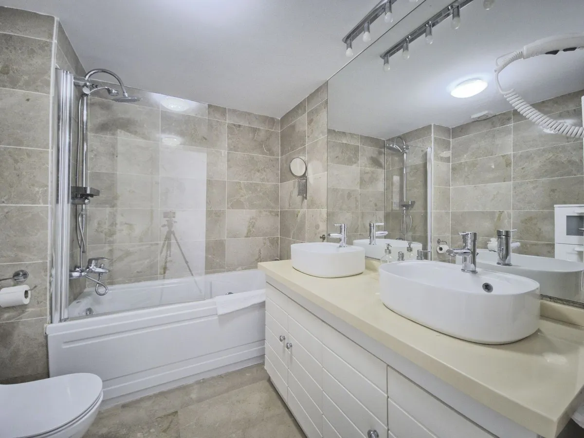 e74ffff7-3d07-4fa2-8928-48ba95daa9da