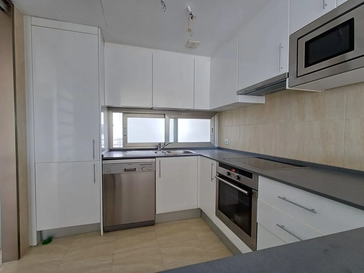 ca6fb77d-03b2-450e-bde0-436c0b7879d0