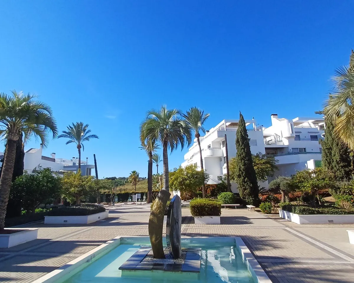 f29a8ebb-3d48-47f4-a6f1-15b6c8ff58e6