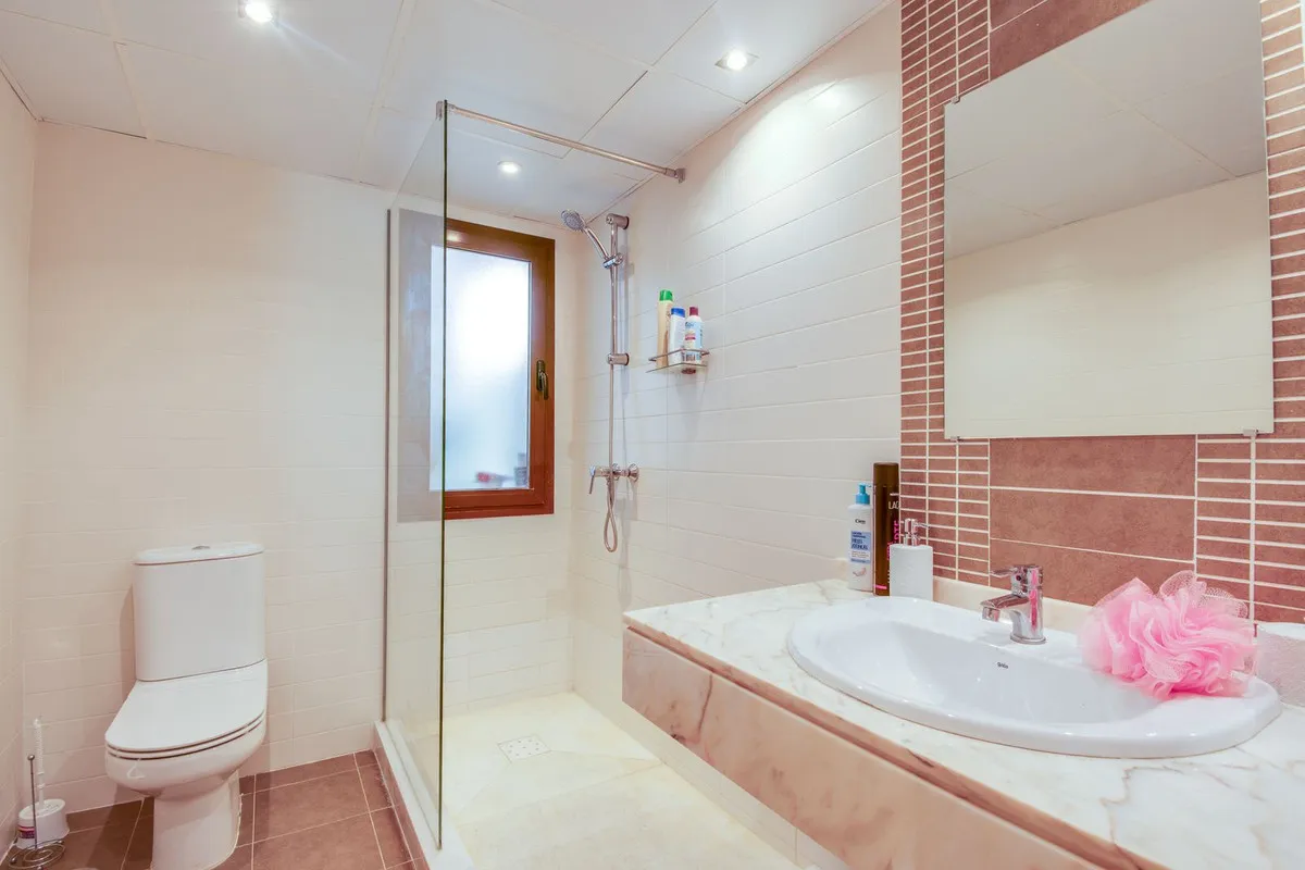 2a109096-e26a-4af5-a227-dca630ab4b7e