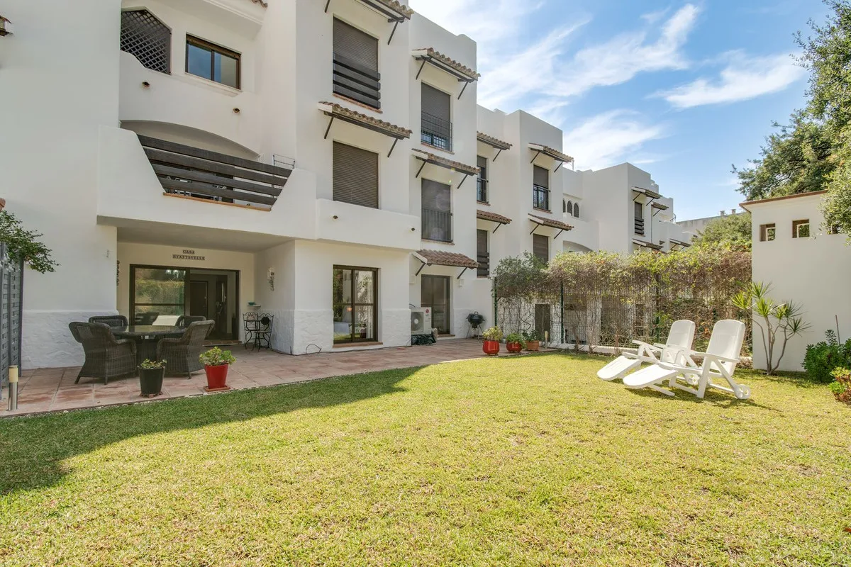 439e64d9-b33e-4d69-a2d7-c3fdd94d3d94