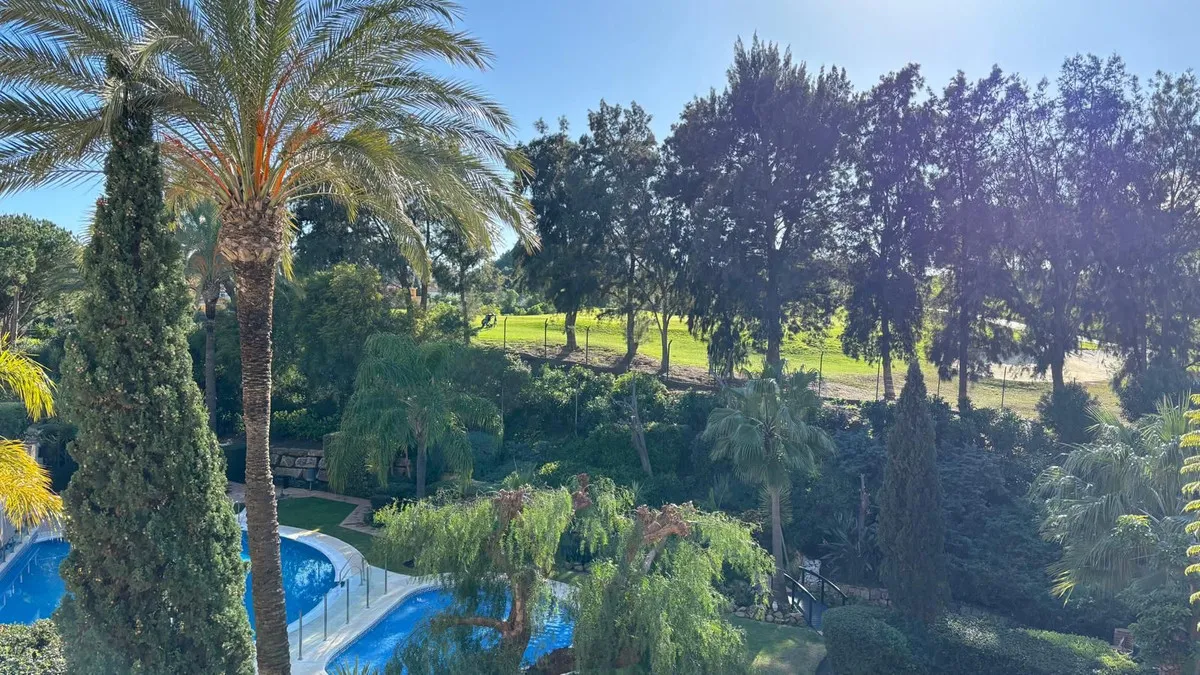 e09abb85-4268-4bc8-934b-e1f2879717a7