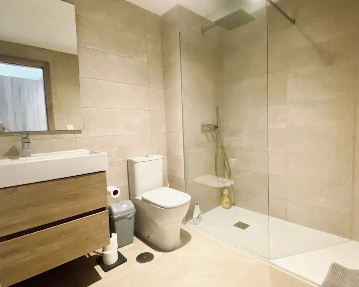 a6626ba5-1ca5-4c58-81c2-89fbf6b22066