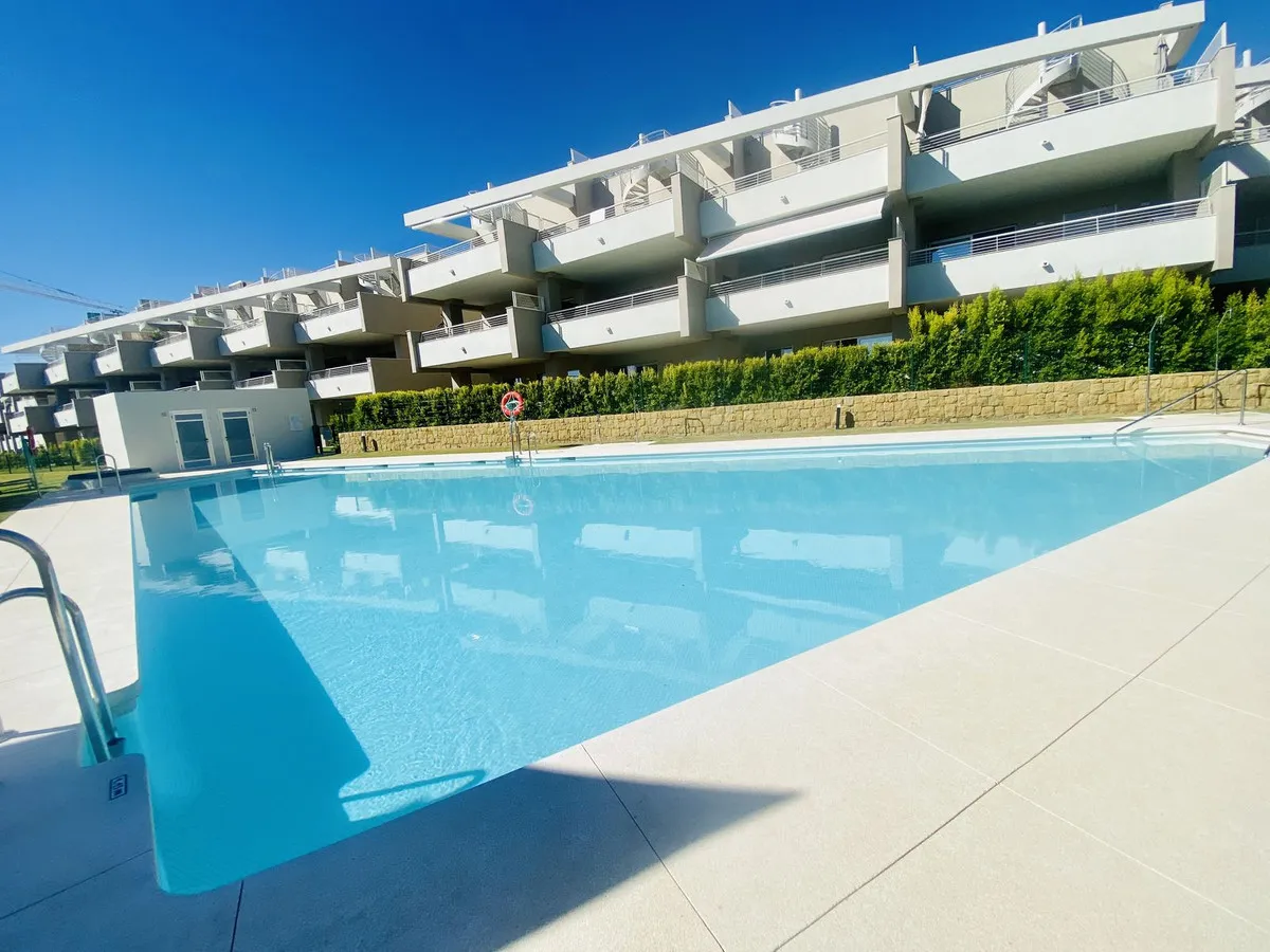 df34d7b8-0d9e-4e65-b813-5dc5271283b1