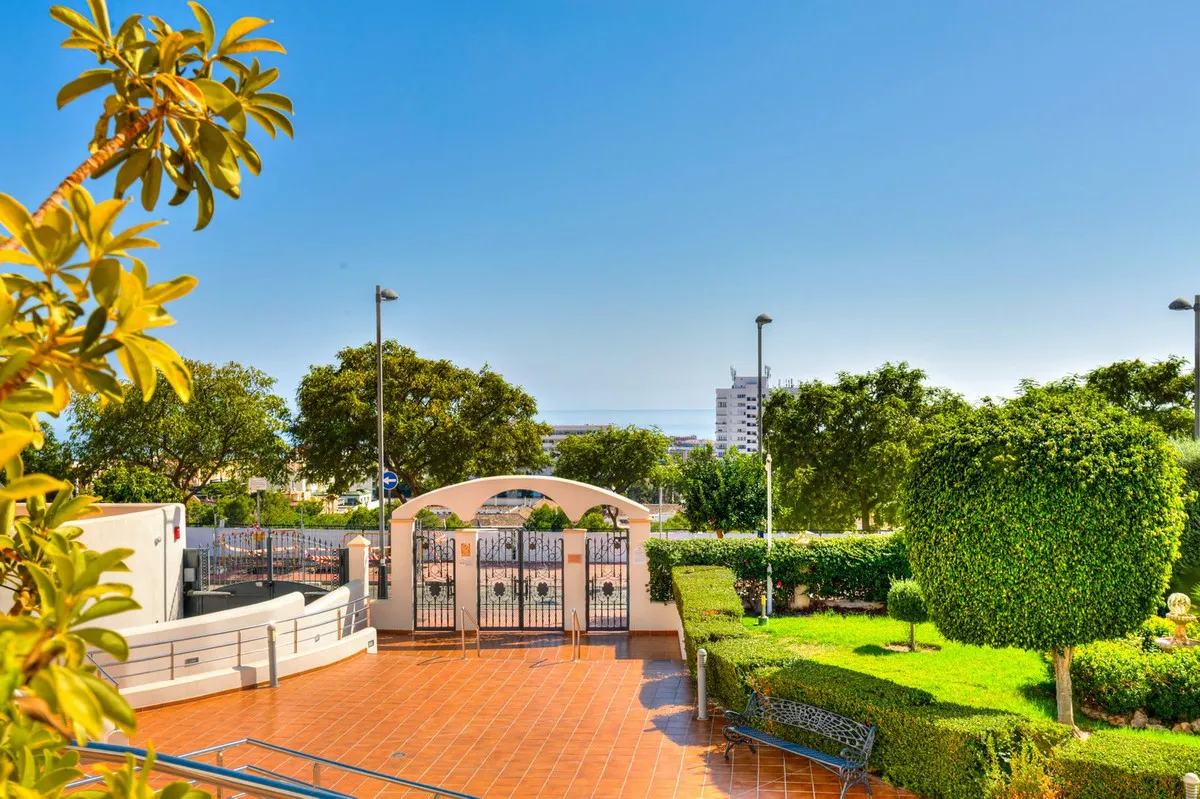 df027b6c-e0ba-4476-bba0-243147803137