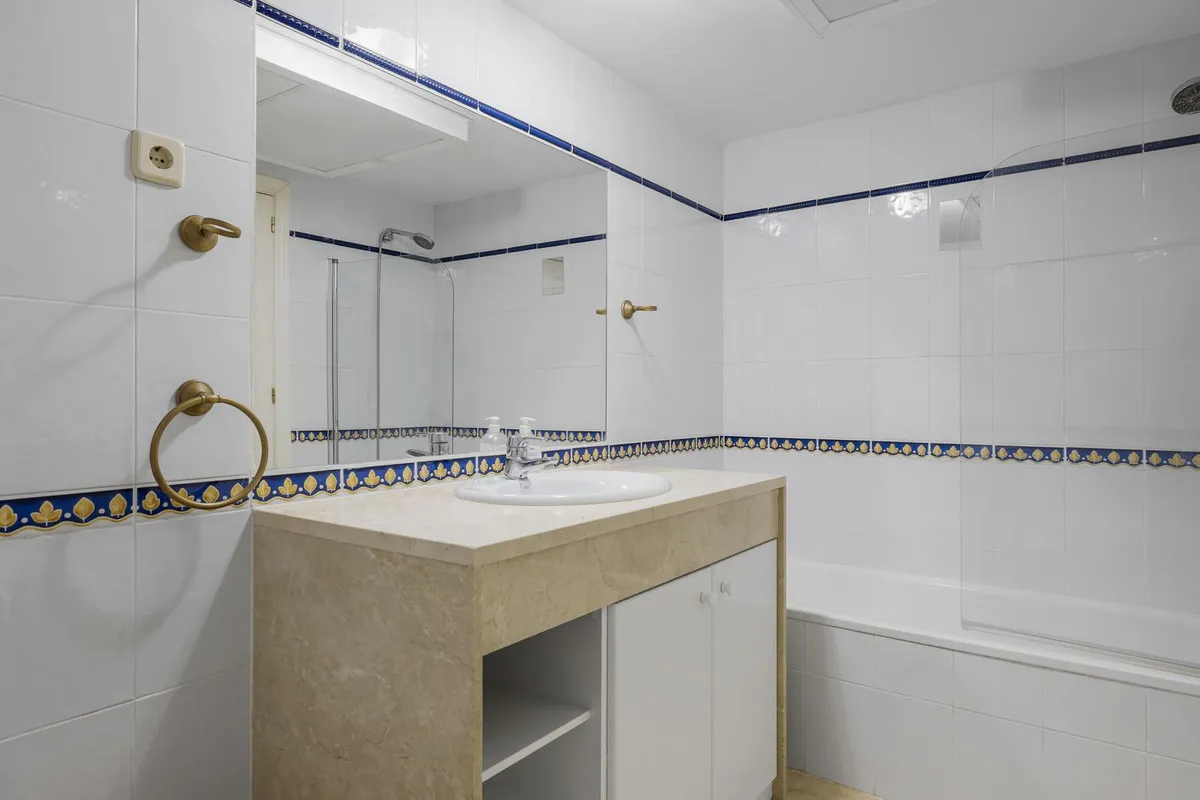 3bb5b43b-e7fa-4bb5-83cf-163c47552a66